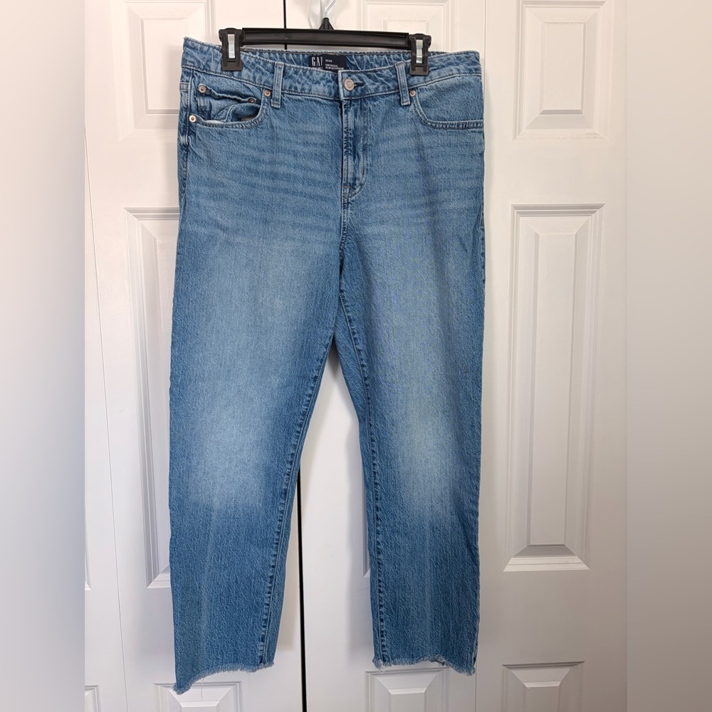 GAP Light wash universal slim boyfriend jeans size 12. Frayed hem.